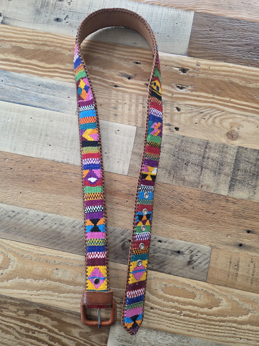 Traditional Guatemalan Vibrant Woven Embroidered Colorful Belt Size 32 - Picture 1 of 10